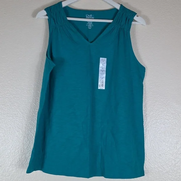 Womens 6 Piece Size XL Tank Top Bundle - Picture 2 of 14